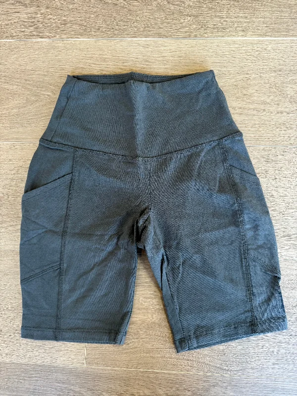 Ash grey pocket biker shorts