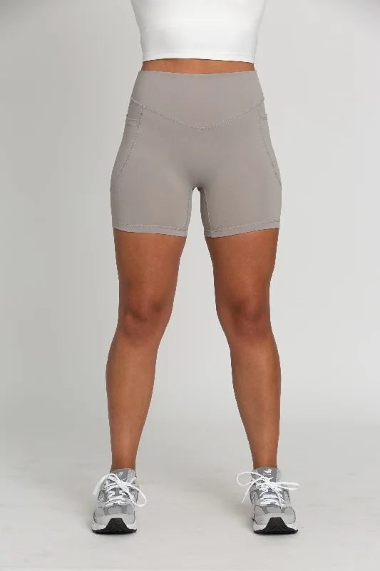 Grey Mist V-Cut Shorts 5"