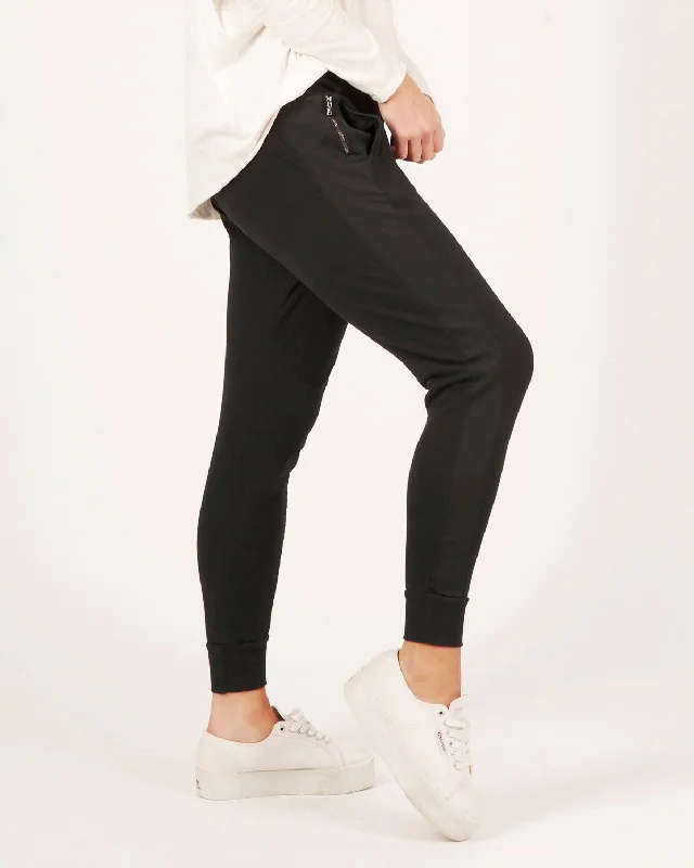 Suzy-D Ultimate Jogger -Black