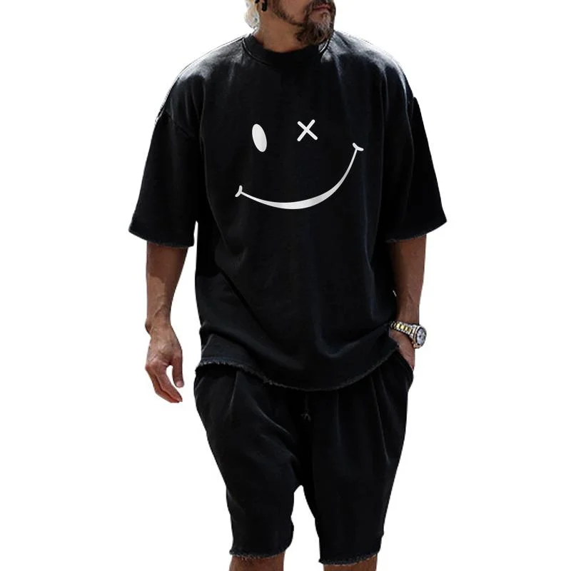 Men's Fashion Loose Smiley Print Short Sleeve T-Shirt and Shorts Set 72530667Z