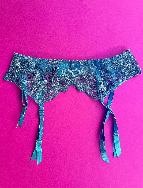 Clo: Fortuna Lace Garter Belt - Cendre Blue