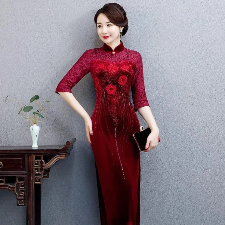 Floral Embroidery Loose Peplum Velvet Cheongsam Mother Dress