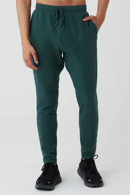 The Triumph Sweatpant - Midnight Green