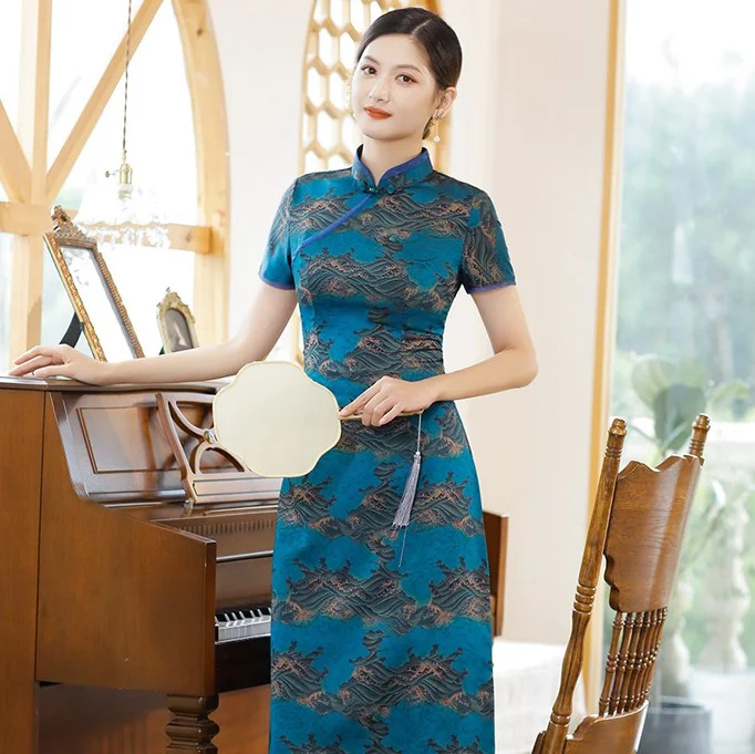 Short Sleeve Landscape Pattern Silk Traditional Cheongsam Knee Length Chinese Dress