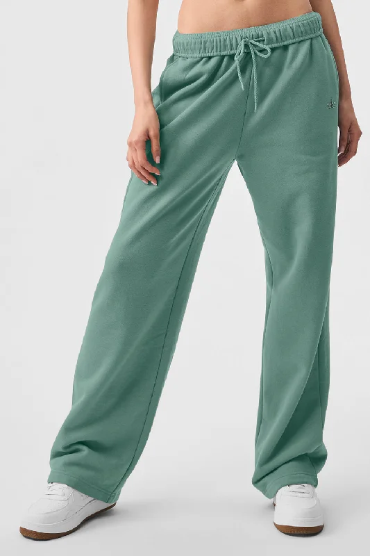 Accolade Straight Leg Sweatpant - Botanical Green