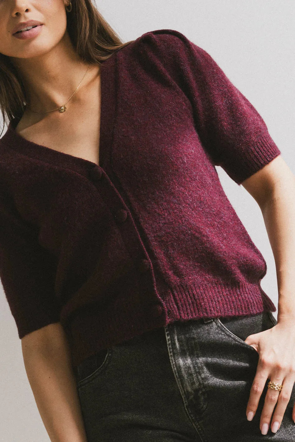 Colletta Short Sleeve Cardigan in Wine