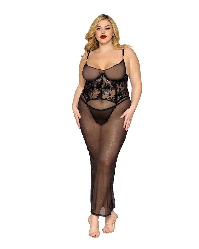 Dreamgirl Plus Size Midi Garter Chemise & G-String