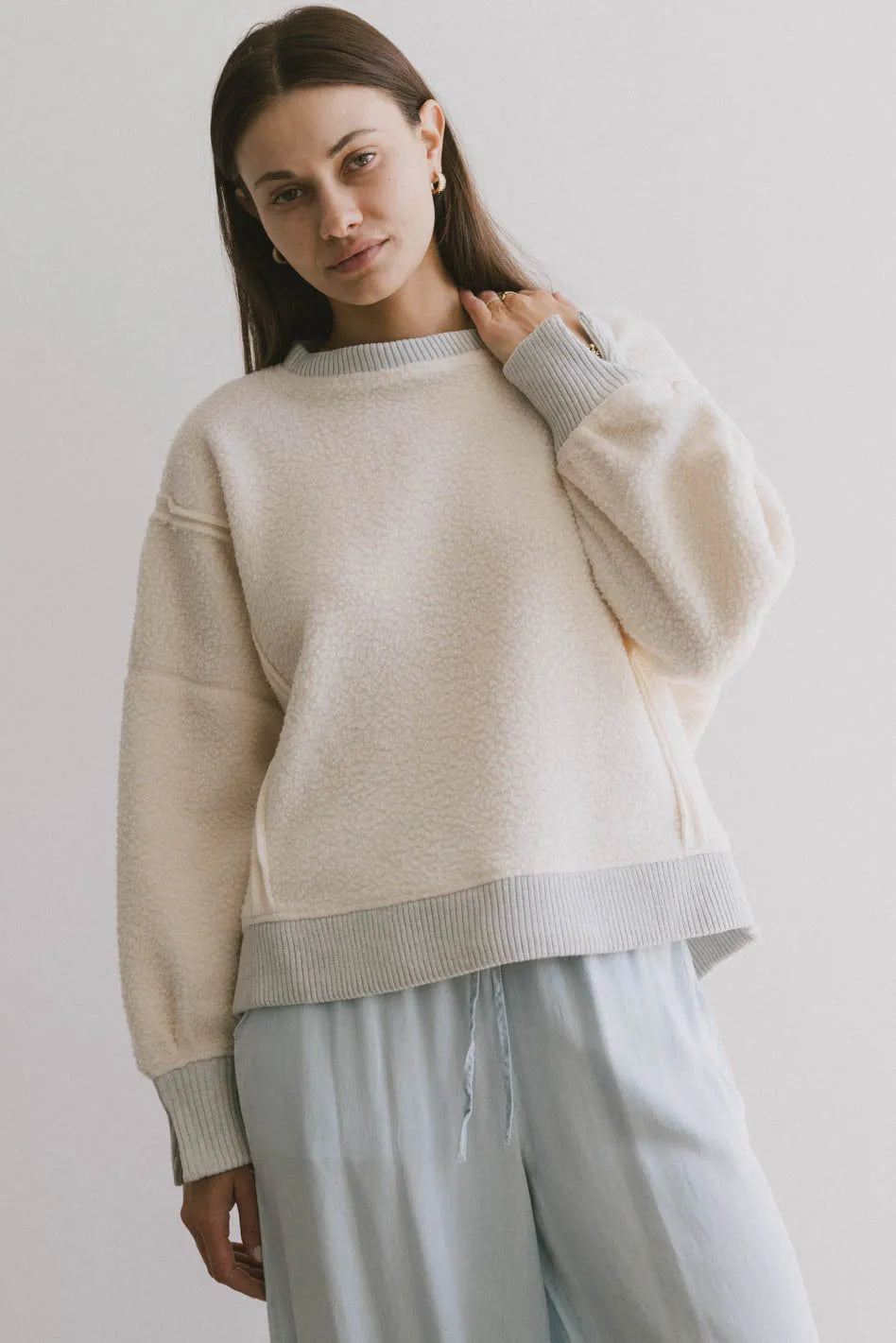 women's sweater beige -Gracyn Sherpa Crewneck