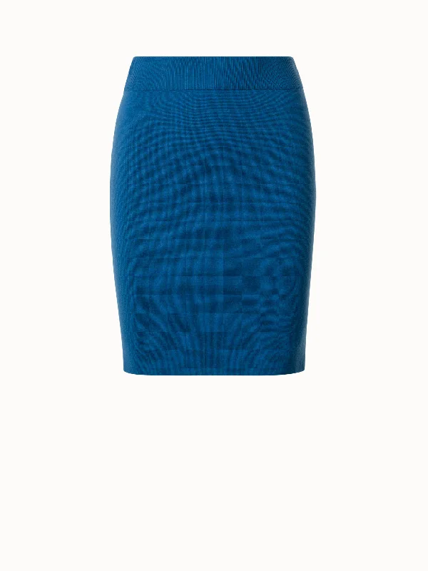 Short Knit Skirt in Merino