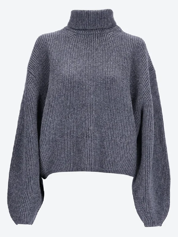 Ribbed turtleneck sweater