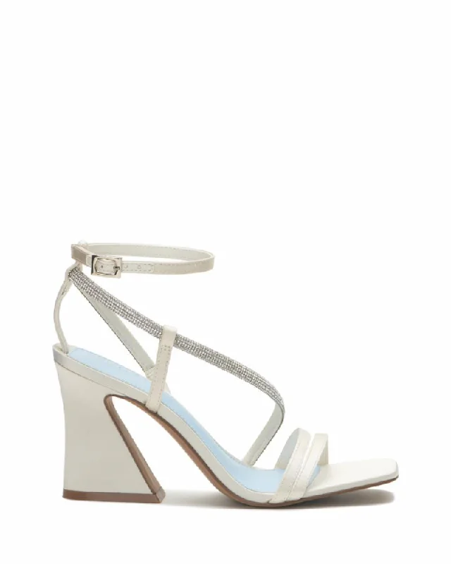 Vince Camuto Women's Kressila4 White M