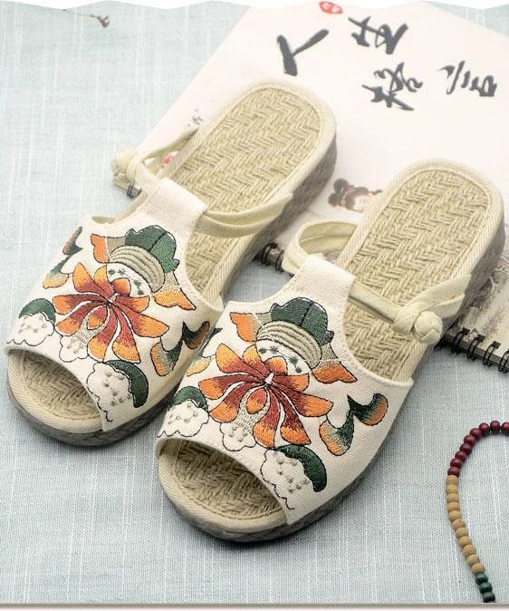 White Embroideried Cotton Flip Flops