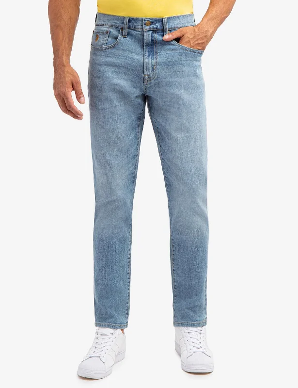 5 POCKET ATHLETIC FIT JEANS