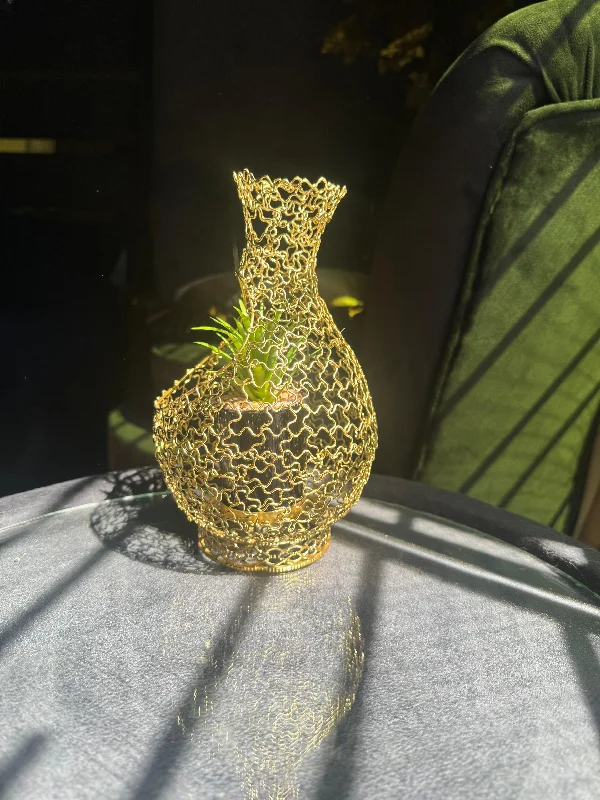 Golden Nest Style Decoration For Table