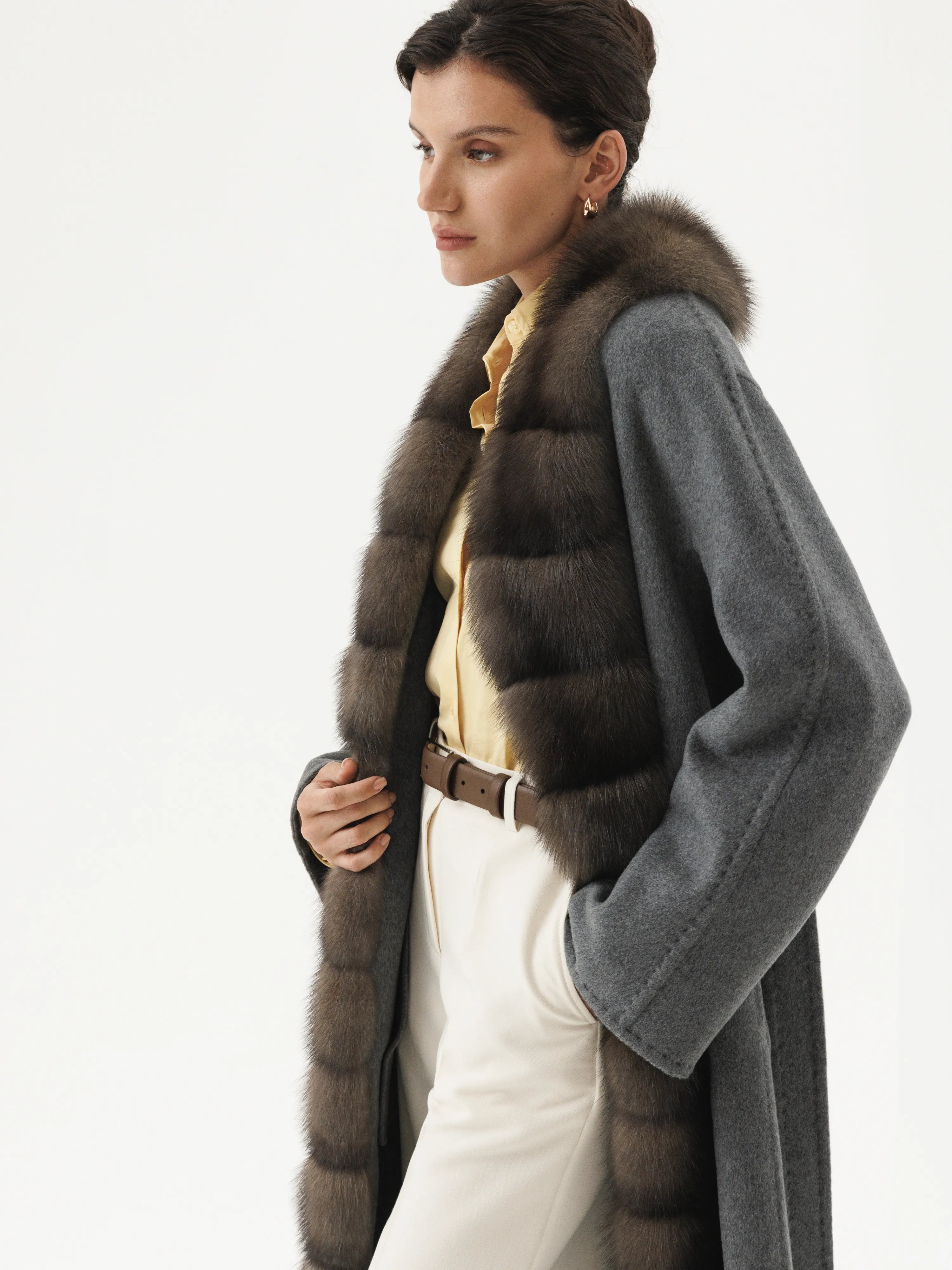 Cashmere coat with sable fur trim on the side