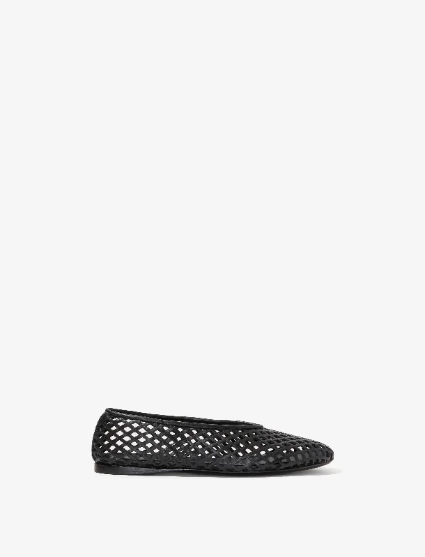 Tee Perforated Ballerina Flats