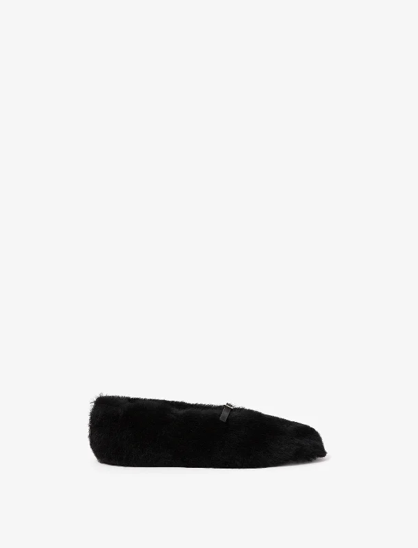 Tee Mary Jane Flats in Shearling