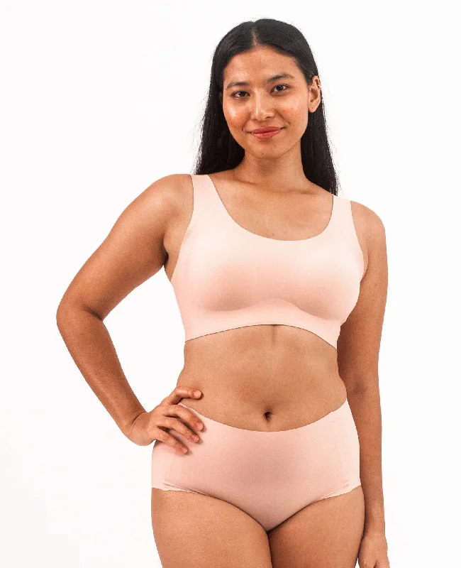 Naked Plus Seamless Bra (C-F cup)