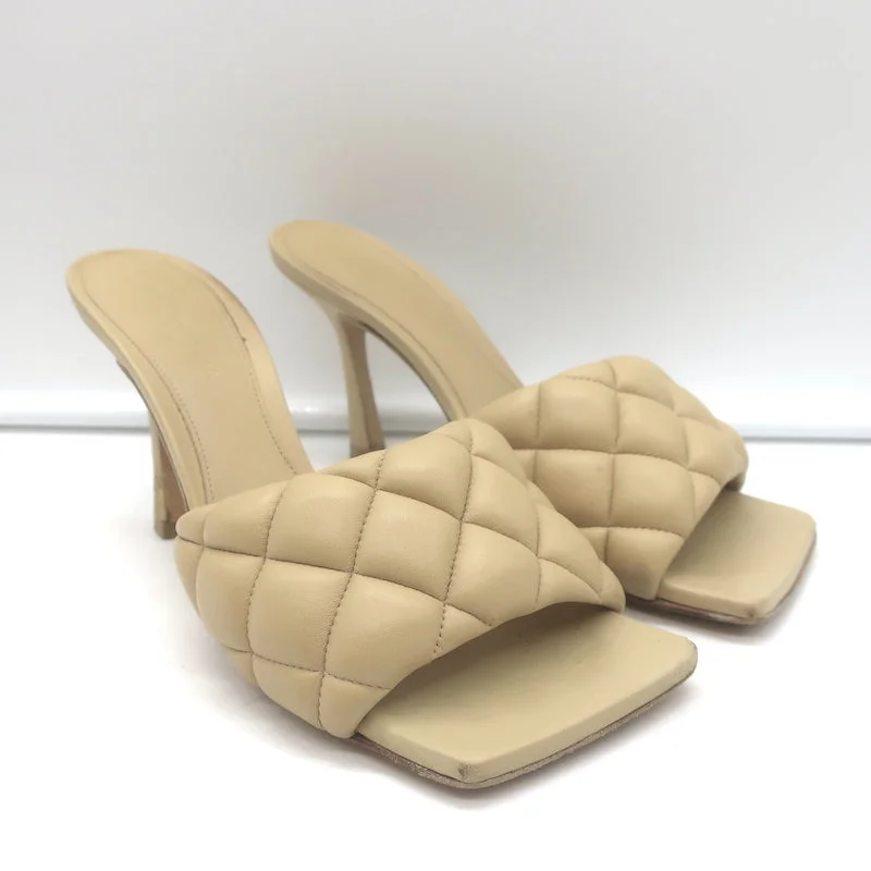 Bottega Veneta Padded Mules Beige Quilted Leather Size 36 Open Toe Heels