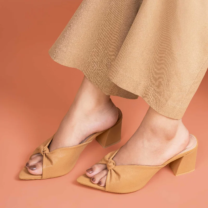 Knotty Heel Mules - Beige