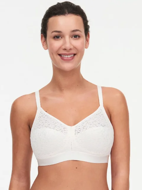 Norah Comfort Lace Wireless Bra In Talc - Chantelle