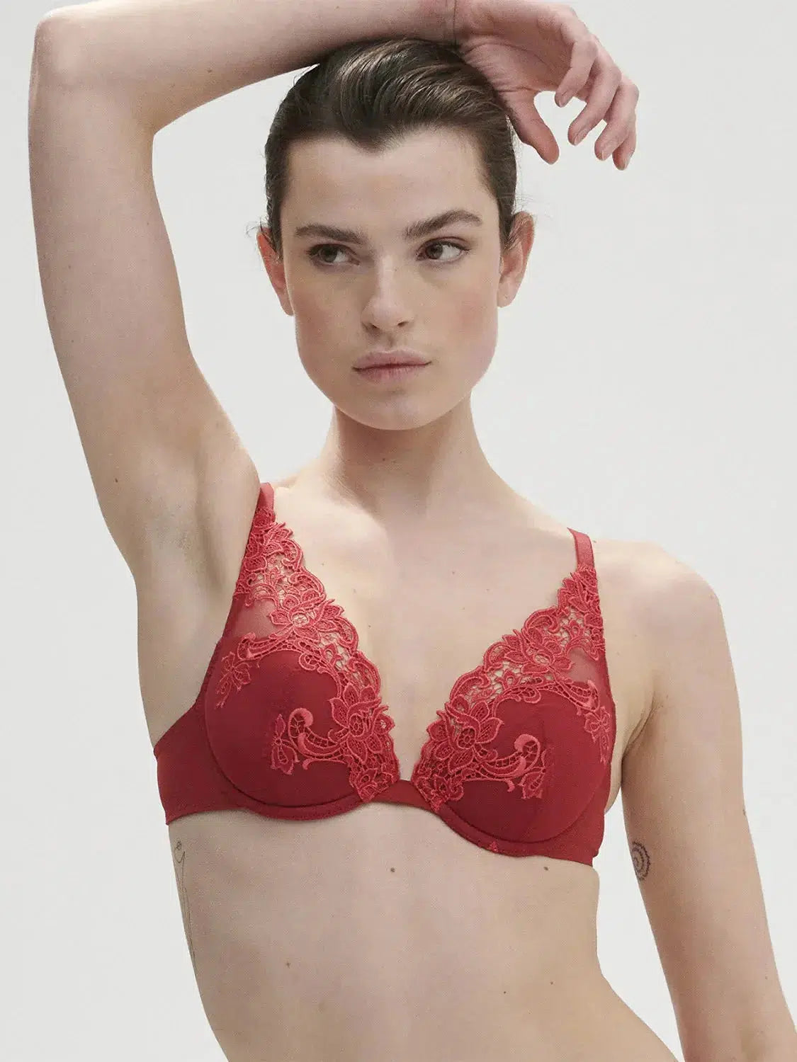 Red Saga Triangle Push Up Contour Bra