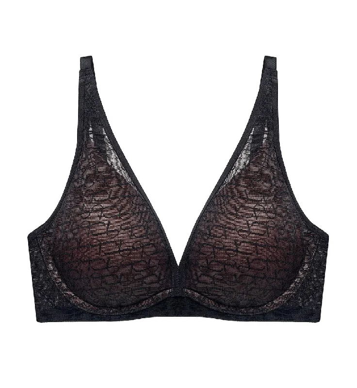 SIGNATURE SHEER NON WIRED PUSH UP DEEP V BRA