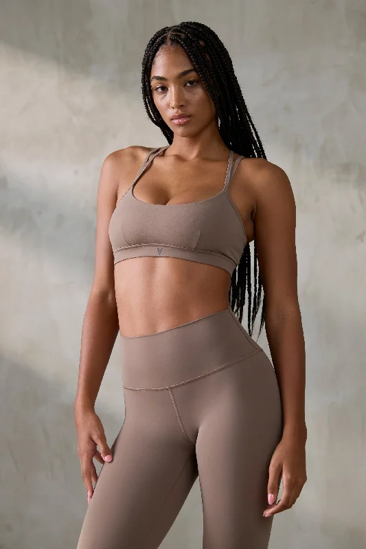 V_SCULPT STRAPPY SPORTS BRA - Tan