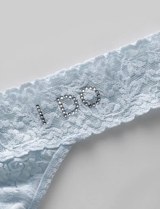 Hanky Panky "I Do" Signature Lace Low Rise Thong