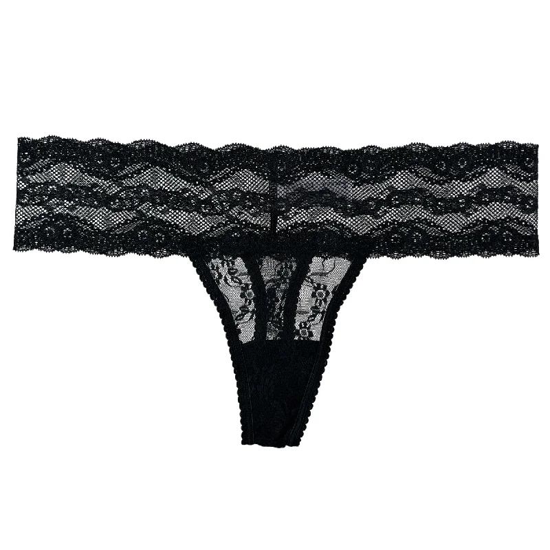 b.tempt'd Lace Kiss Thong