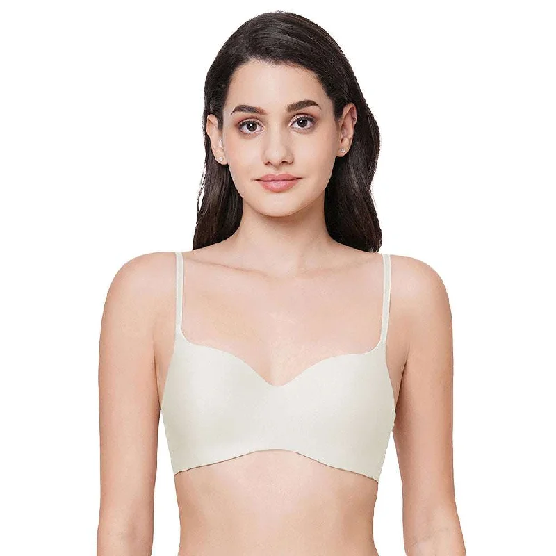 Basic Mold  Padded Non-wired  3/4th Cup Everyday Wear Seamless T-Shirt Bra - Cream