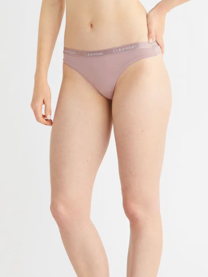 Calvin Klein - Cotton Essentials Thong | Gray Rose