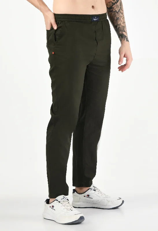 Men's Black Plain Relaxed Fit Casual Trouser