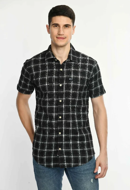 Men's Checked Regular Fit Short Sleeve Shirt