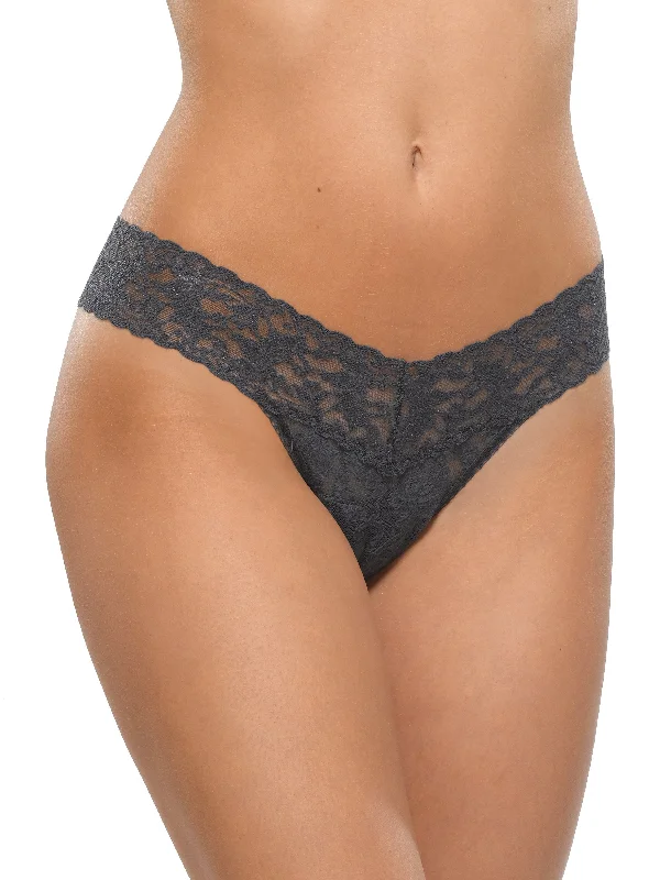 Signature Lace Low Rise Thong Granite Grey