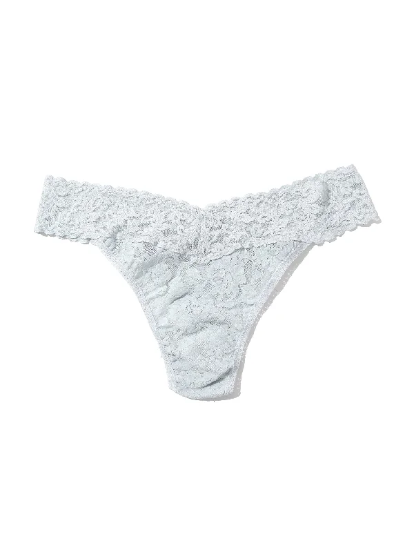 Signature Lace Original Rise Thong Pearl Grey