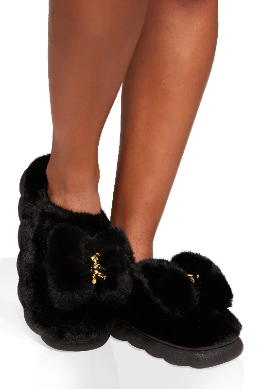 Bow Bear Charm Faux Fur Slippers