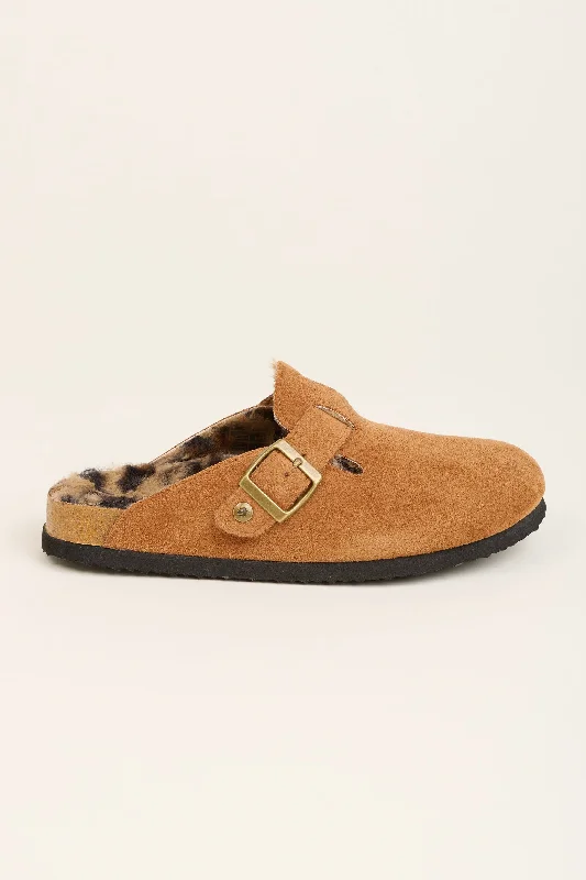 Chestnut Buckle Slipper