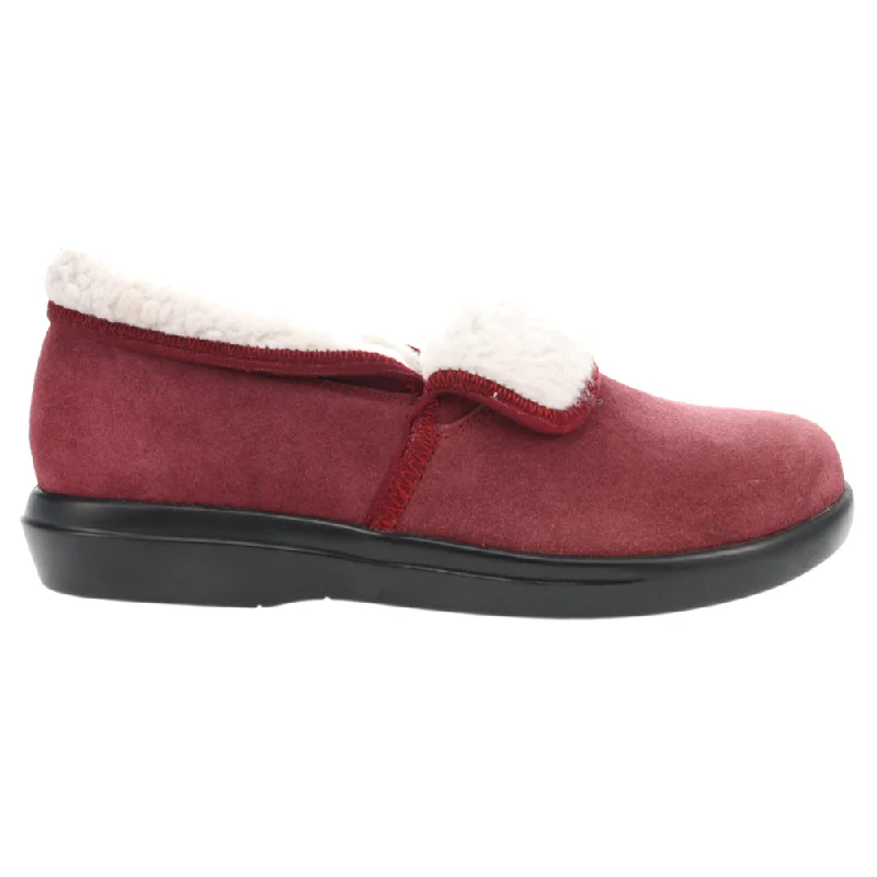 Colbie Slip On Slippers