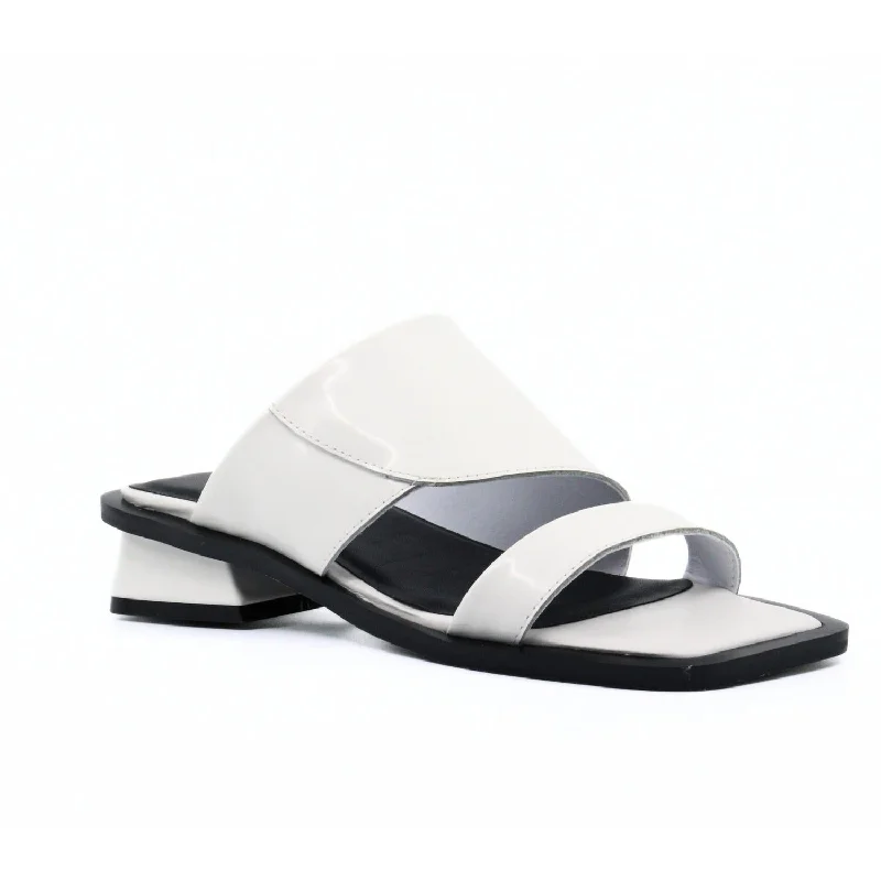 Women's Angle Mule In White