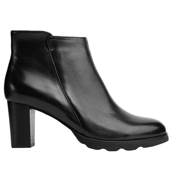 Patricia-01 Bootie