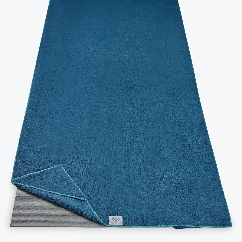 Stay-Put Yoga Towel