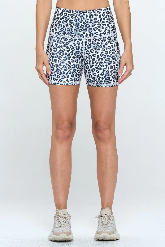 Mia Shorts - B/W Cheetah  w Pockets 5" (High-Waist) - LIMITED EDITION