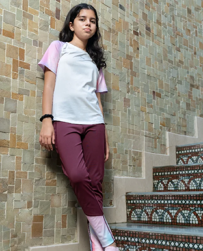 Regular Colourblock Tshirt and High Waisted Colourblock Stretchable Leggings Set