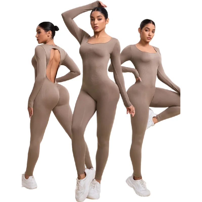 Yoga jumpsuit with long sleeves